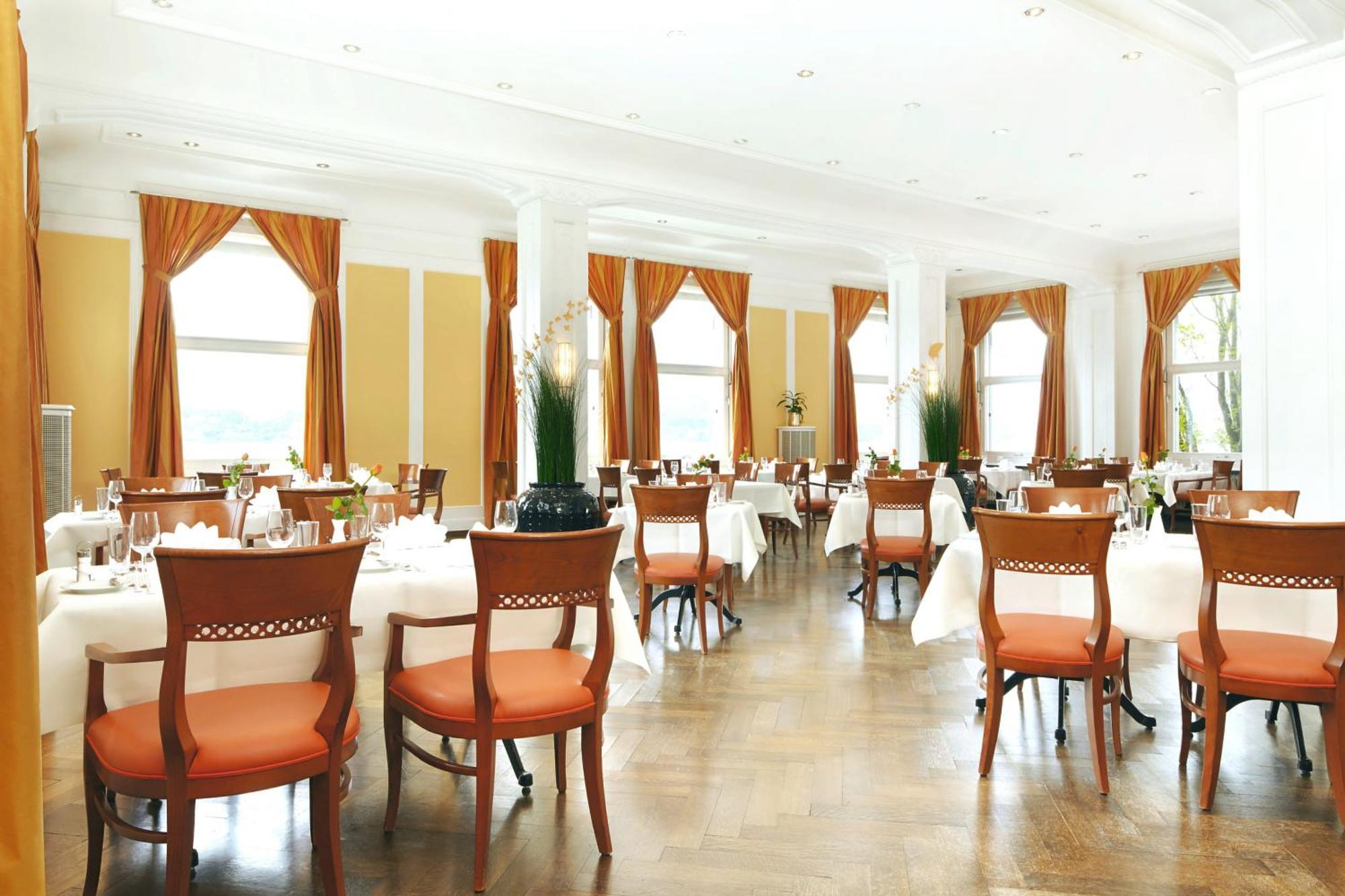 Hotel Restaurant Bellevue Au 3*