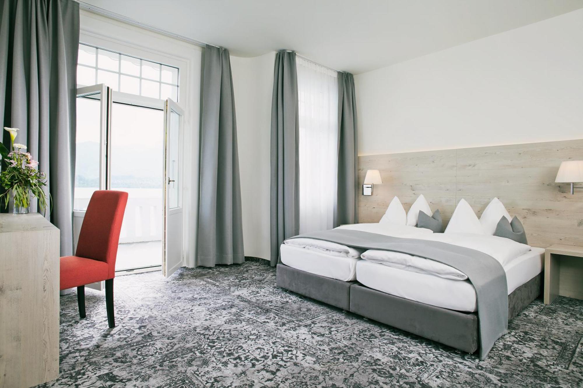 Hotel Restaurant Bellevue Au 3*